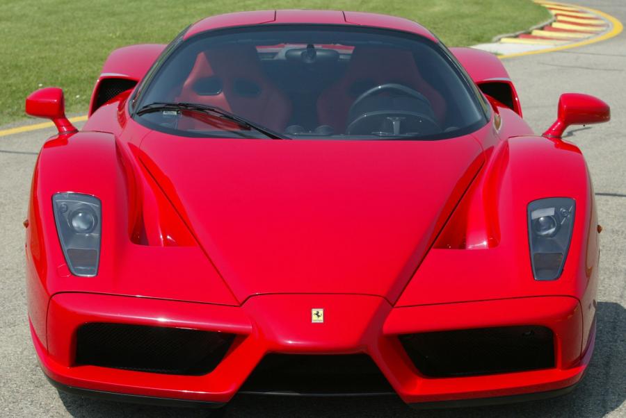  Ferrari Enzo 2002 года  (фото 4 из 127)